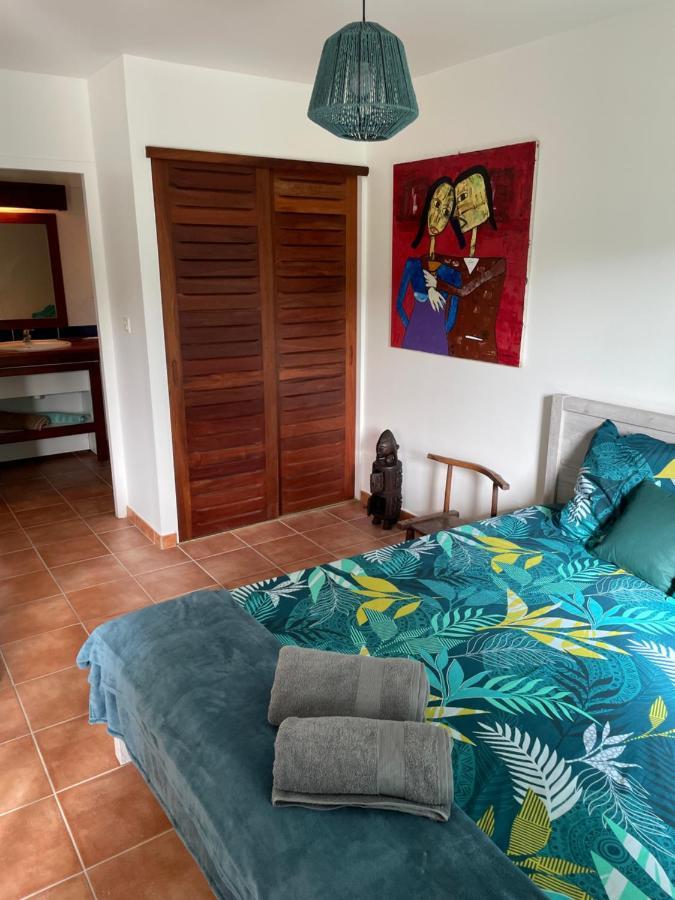 Cauris Lodge Du Marisol Vue Mer Acces Direct Plage Avec Citerne D Eau Le Gosier  Dış mekan fotoğraf